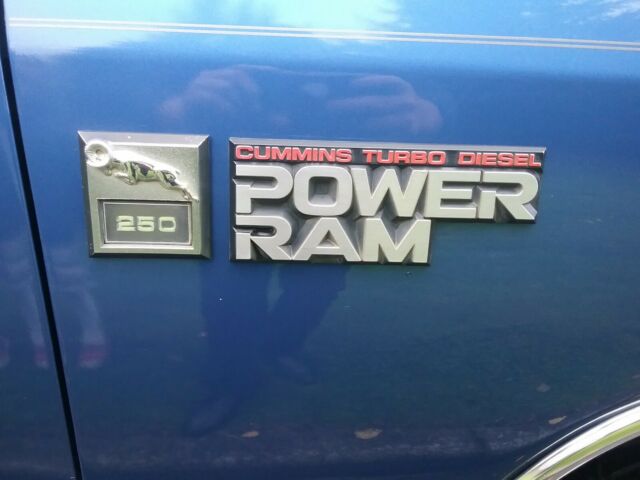 1990 Dodge Ram 2500 - photo 5