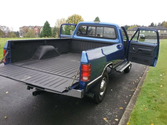 1990 Dodge Ram 2500 - photo 9