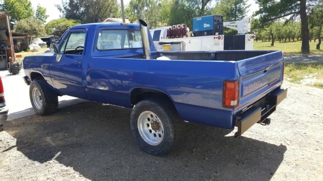 1990 Dodge Other Pickups Base Cab & Chassis 2-Door - photo 2