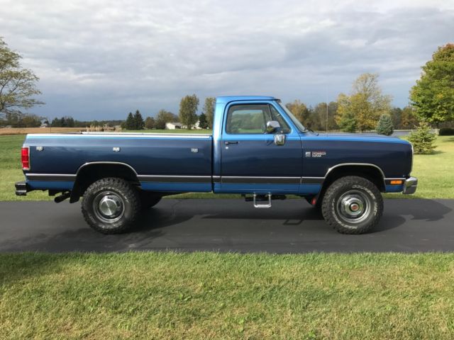 1990 Dodge W250 Cummins 4X4 Rustfree low miles manual trans 12 valve 1st gen 19900000 Dodge Other Pickups 5.9 Cummins