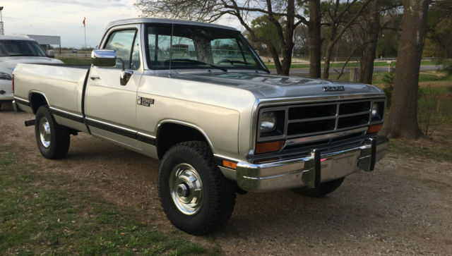 1990 Dodge W250 Cummins Diesel 4x4 Standard Trans Low Milage! First Gen! 1990 Dodge Other Pickups