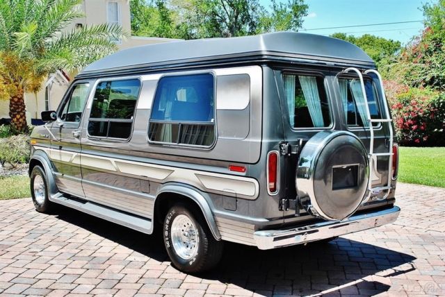 1990 Ford Econoline Conversion Van Stunning Low Miles - photo 3