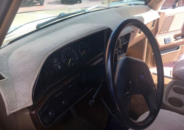 1990 Ford F-250 F-250HD 4X4 XLT Lariat Super Cab - photo 6