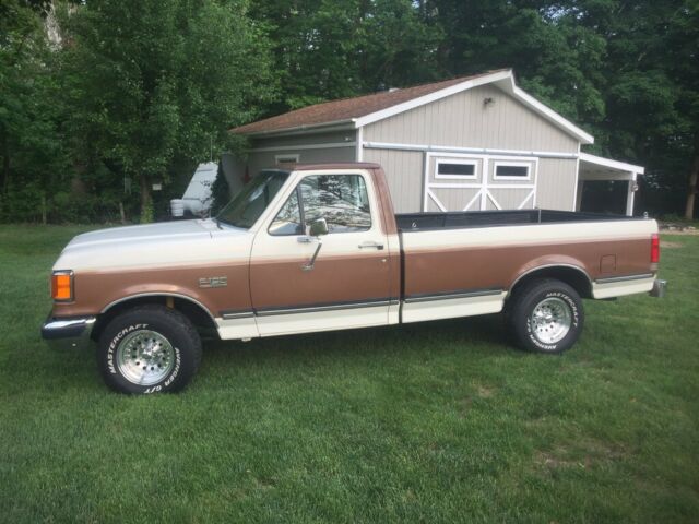 1990 Ford F-150 Lariat XLT - photo 2