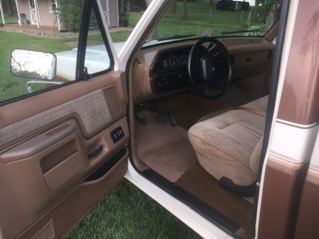 1990 Ford F-150 Lariat XLT - photo 7