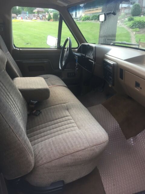 1990 Ford F-150 Lariat XLT - photo 8