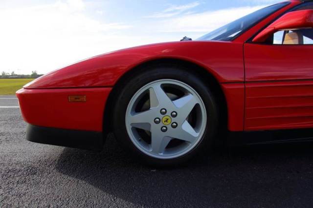 1990 Ferrari 348 GTS - photo 4