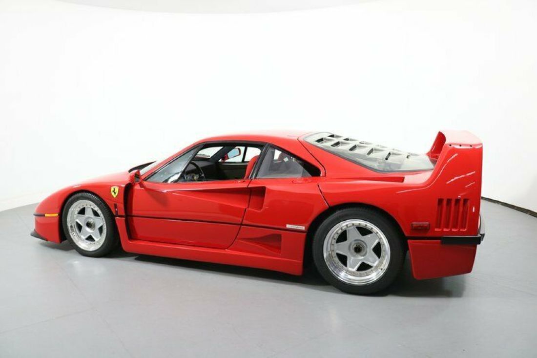 1990 Ferrari F40 - photo 12