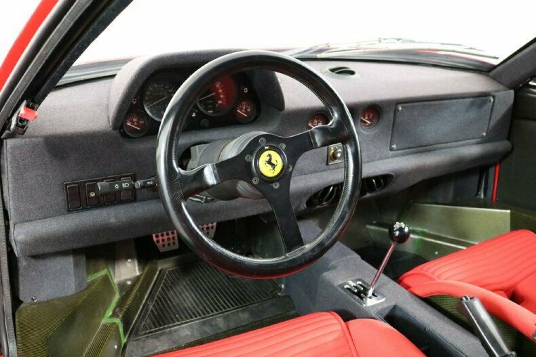 1990 Ferrari F40 - photo 4