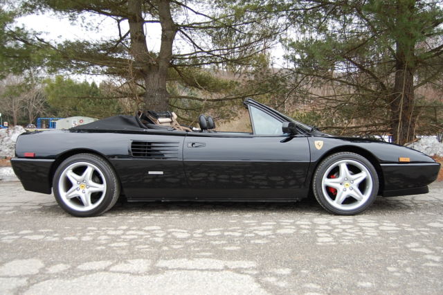 1990 Ferrari Mondial Two door rear wheel drive - photo 8