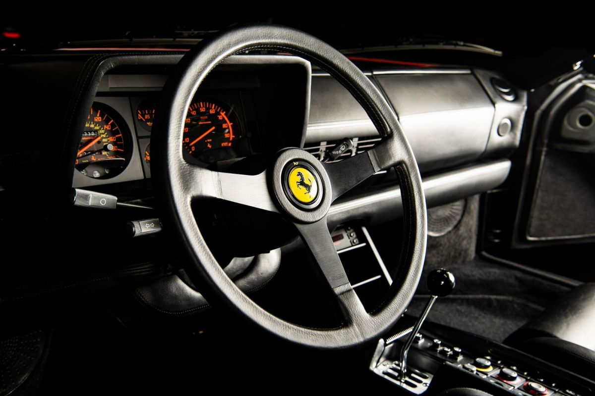 1990 Ferrari Testarossa - photo 2