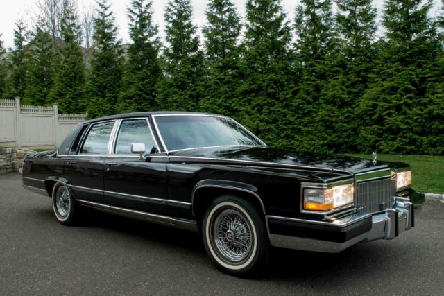 1990 Cadillac Brougham 4 Door Sedan - photo 2