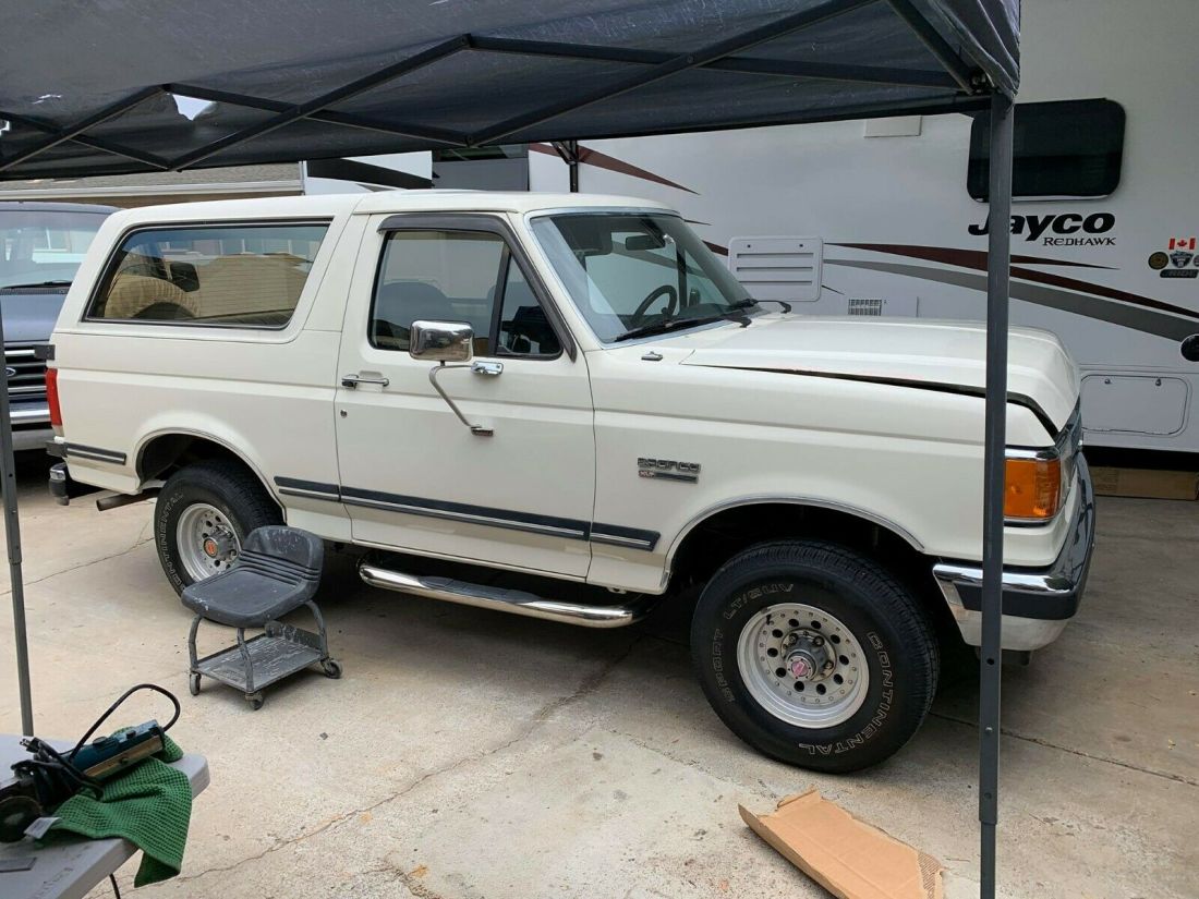 1990 Ford Bronco XLT Lariat - photo 10