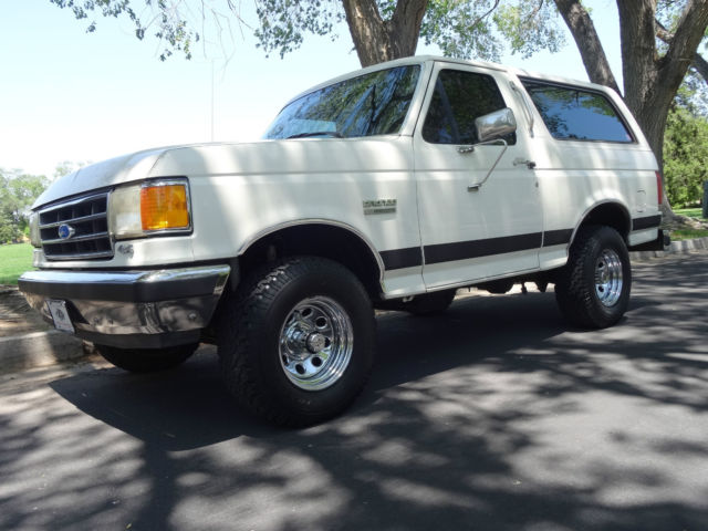 1990 Ford Bronco XLT - photo 3