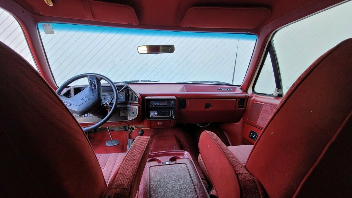 1990 Ford Bronco - photo 11