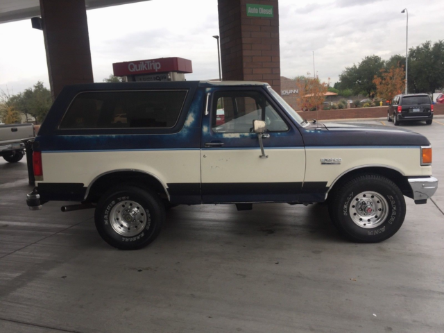 1990 Ford Bronco XLT - photo 2