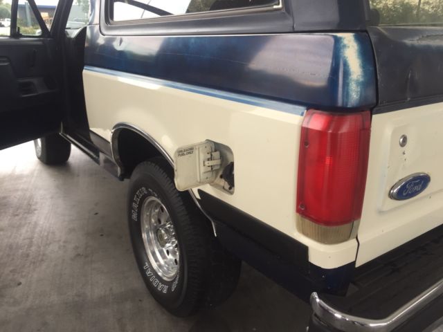 1990 Ford Bronco XLT - photo 4