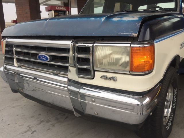 1990 Ford Bronco XLT - photo 6