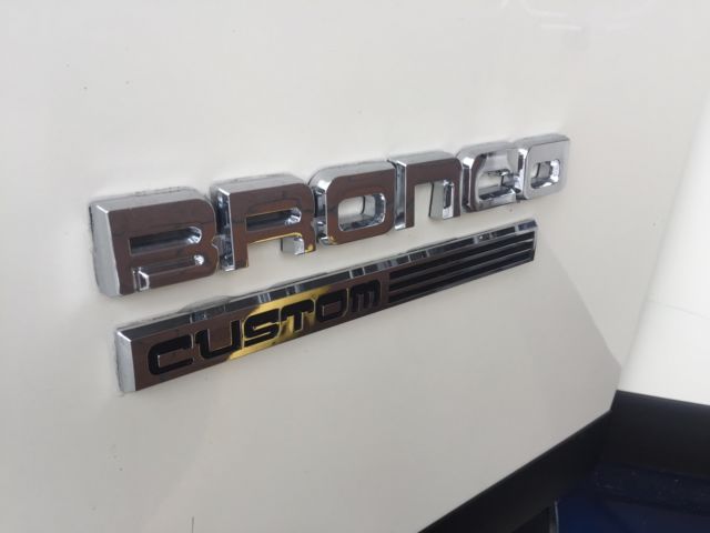 1990 Ford Bronco XLT - photo 8