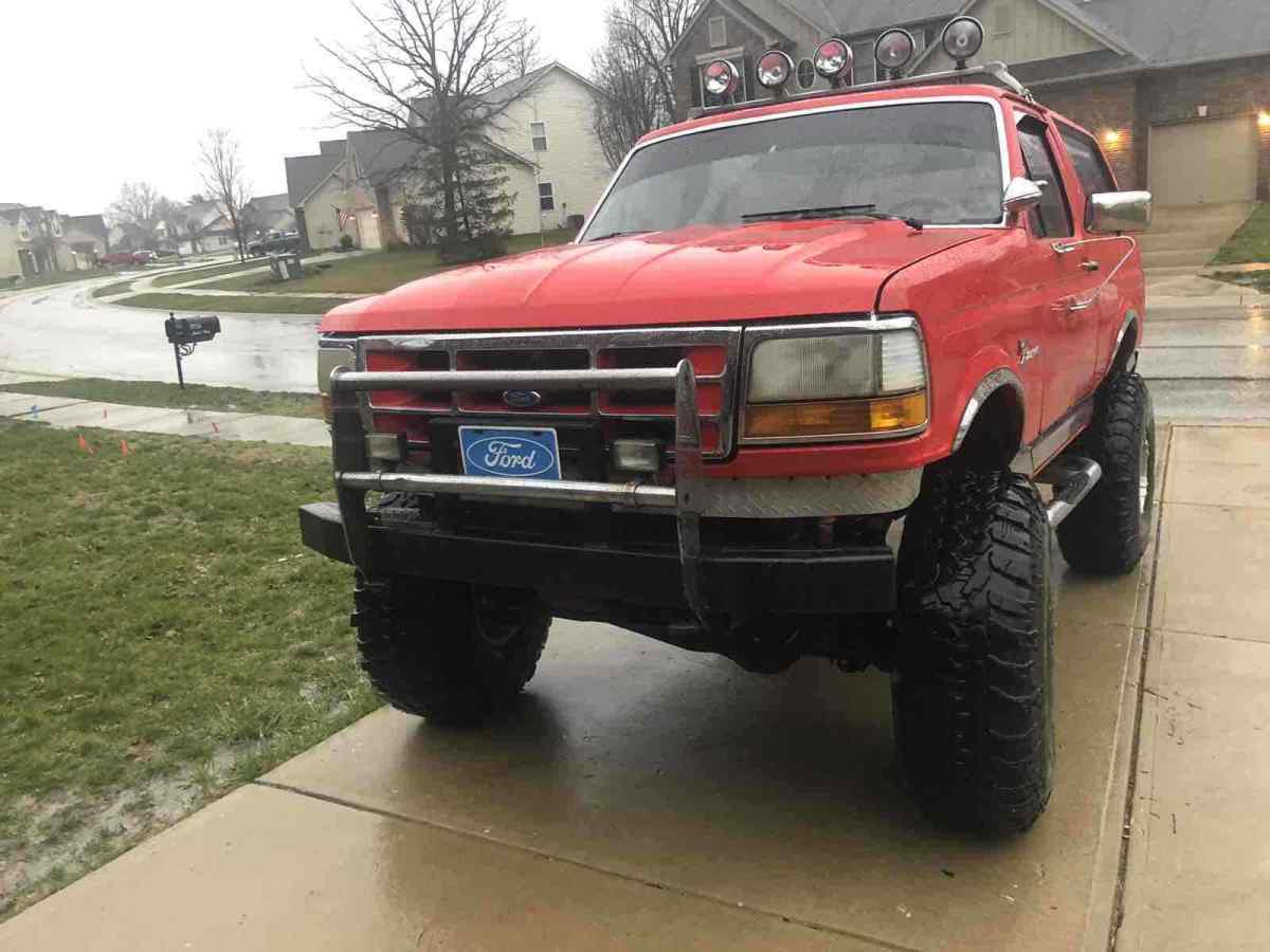 1990 Ford Bronco U100 - photo 2