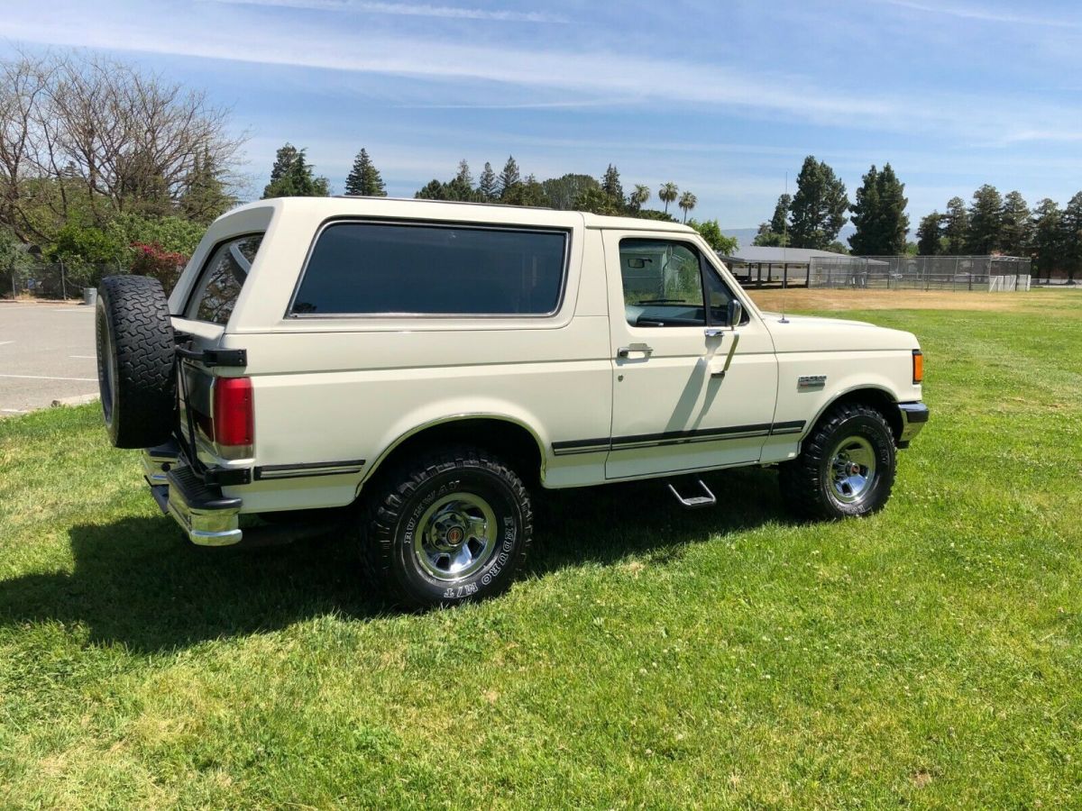 1990 Ford Bronco XLT - photo 5