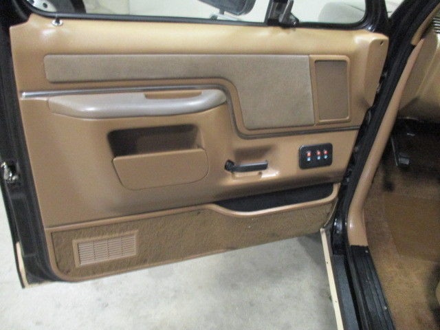 1990 Ford Bronco Eddie Bauer Sport Utility 2-Door - photo 12