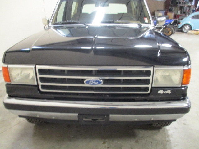1990 Ford Bronco Eddie Bauer Sport Utility 2-Door - photo 8
