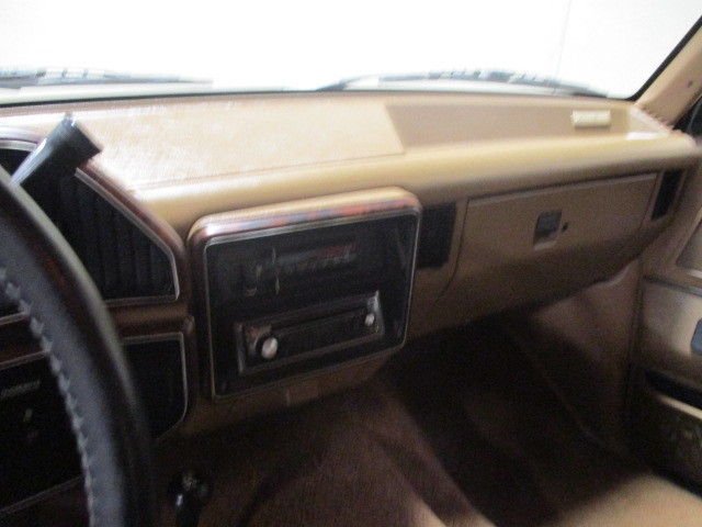 1990 Ford Bronco Eddie Bauer Sport Utility 2-Door - photo 9