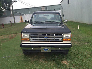 1990 Ford Bronco II Eddie Bauer Sport Utility 2-Door 2.9L 1990 Ford Bronco II