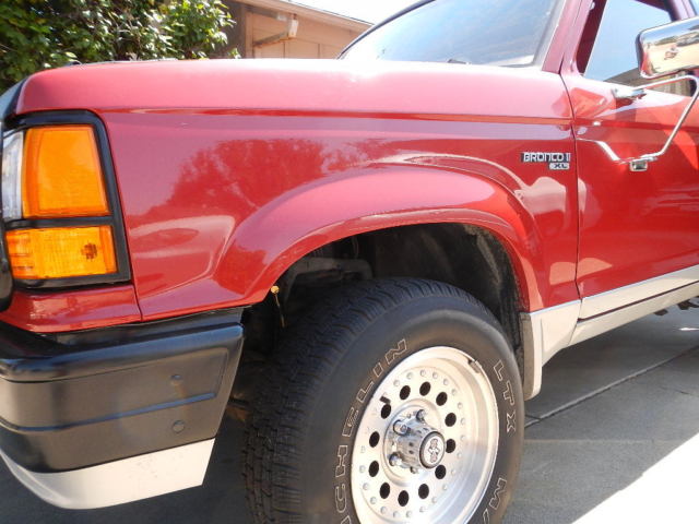 1990 Ford Bronco II XL Sport Utility 2-Door - photo 5
