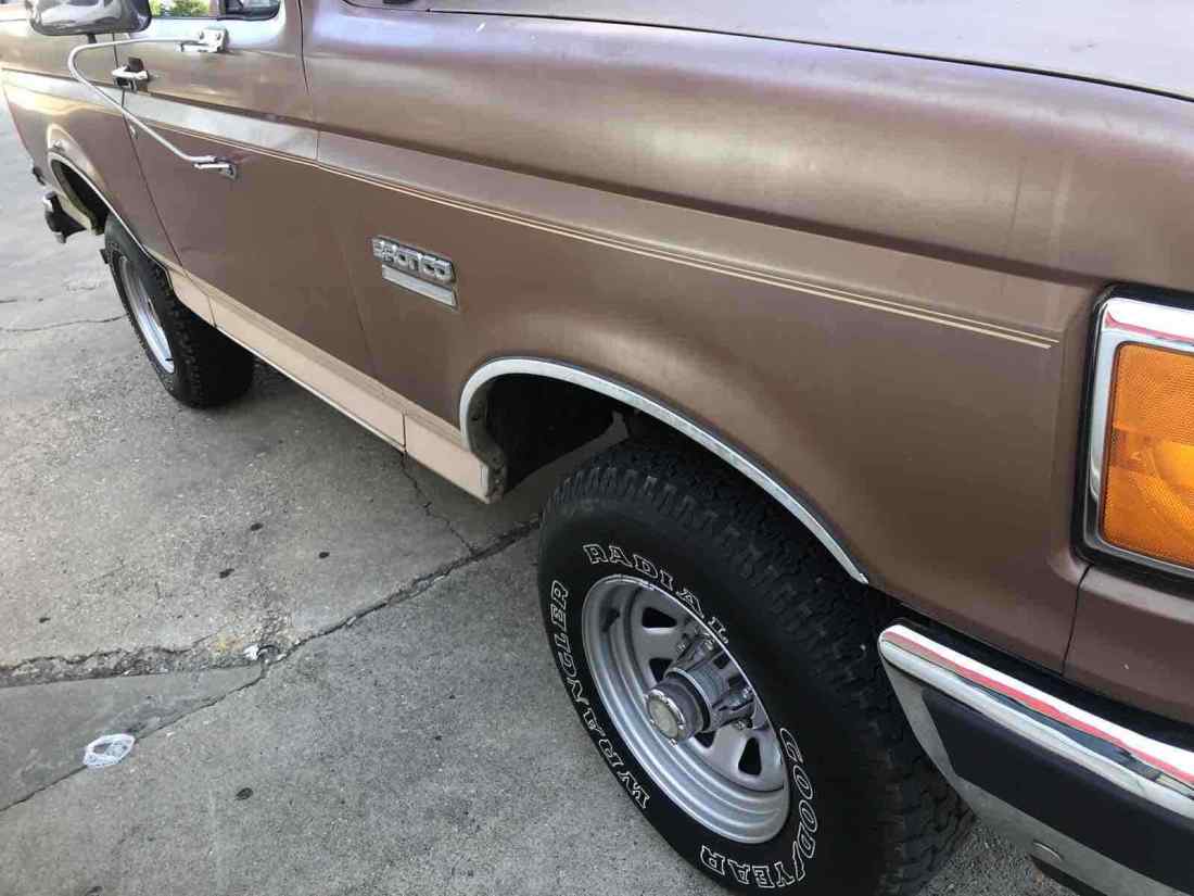 1990 Ford Bronco U100 - photo 3