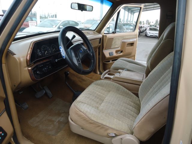 1990 Ford Bronco SUV - photo 10