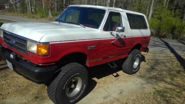 1990 Ford Bronco XLT 4x4, Lifted 1990 Ford Bronco XLT