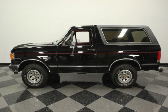 1990 Ford Bronco XLT 4X4 - photo 3
