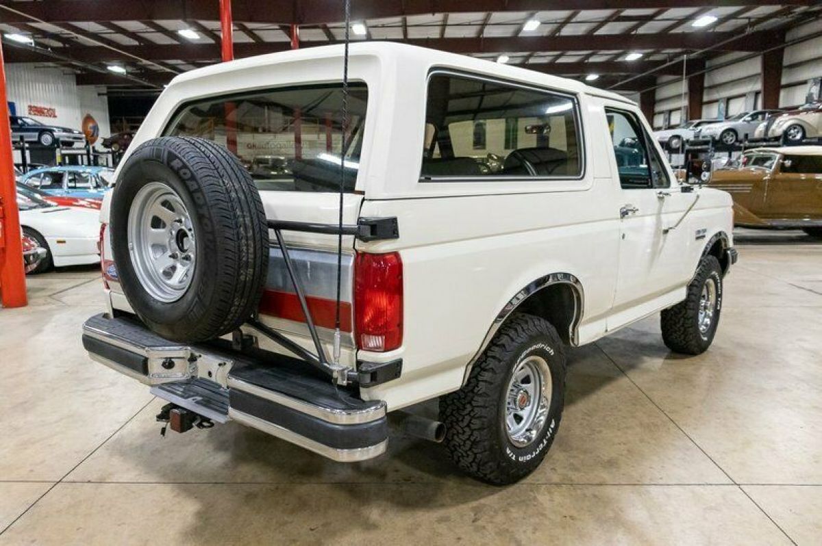 1990 Ford Bronco XLT - photo 5