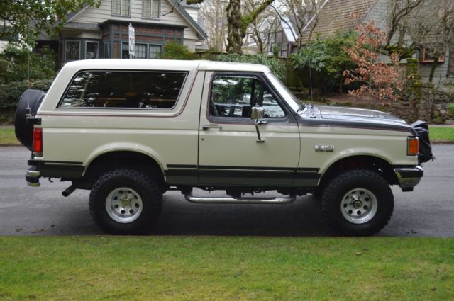1990 Ford Bronco 96k MILES ~ XLT ~ 4X4 - photo 10