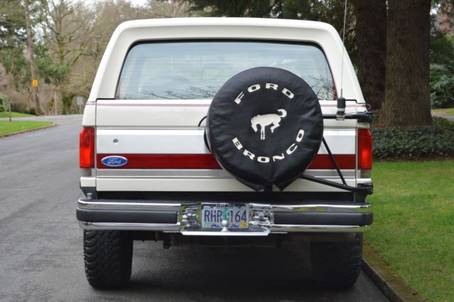 1990 Ford Bronco 96k MILES ~ XLT ~ 4X4 - photo 7