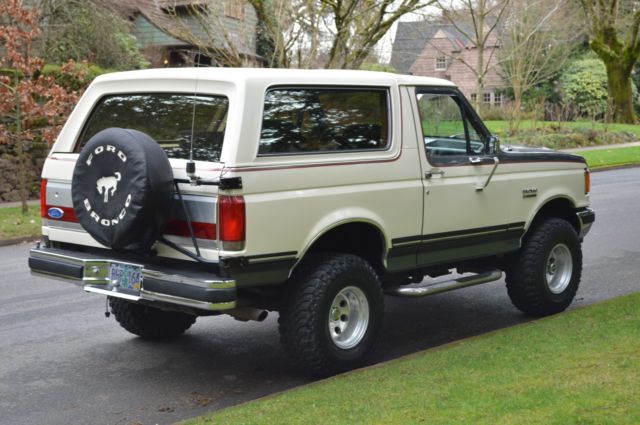 1990 Ford Bronco 96k MILES ~ XLT ~ 4X4 - photo 8