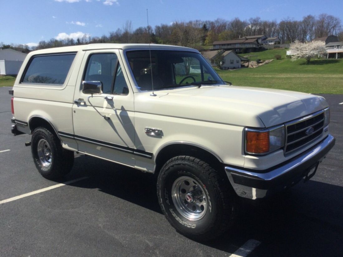1990 Ford Bronco XLT Low Original Miles Above Average Condition 1990 Ford Bronco XLT