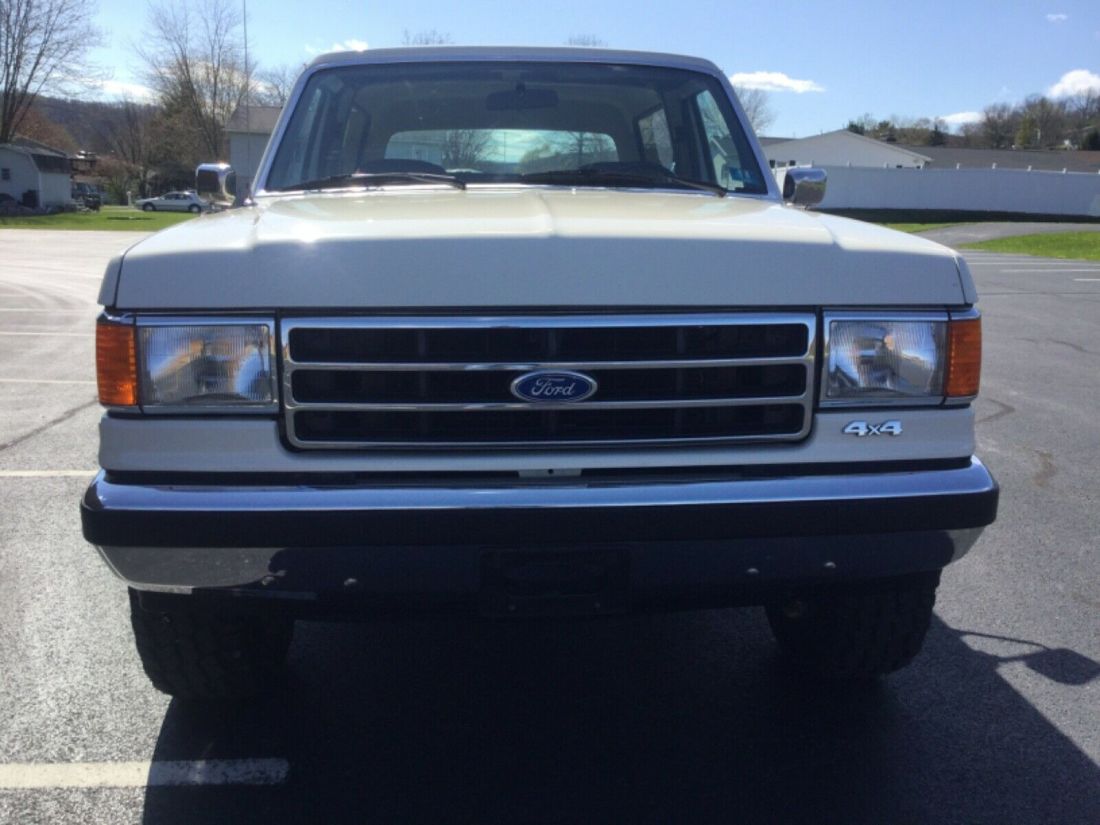 1990 Ford Bronco XLT - photo 6