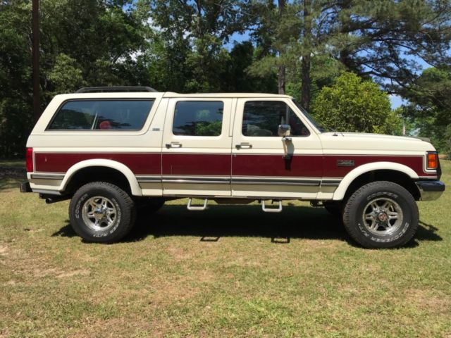 1990 Ford C-350 Centurion Classic aka- 4dr Bronco 1990 Ford Bronco