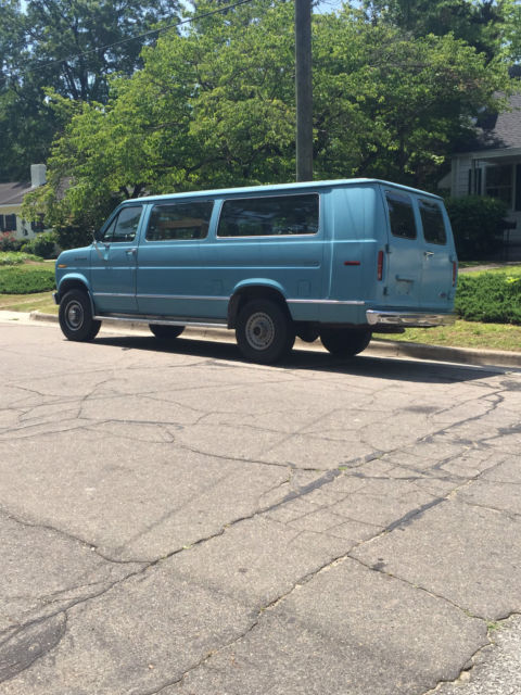 1990 Ford E-Series Van