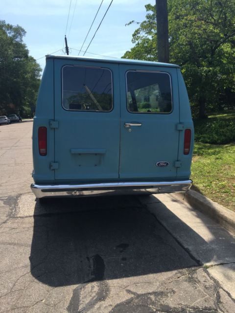 1990 Ford E-Series Van - photo 2