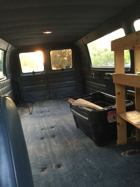 1990 Ford E-Series Van - photo 6
