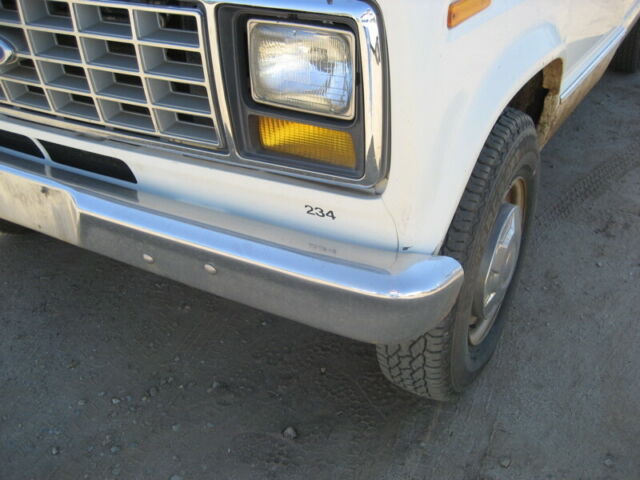 1990 Ford E-Series Van - photo 8