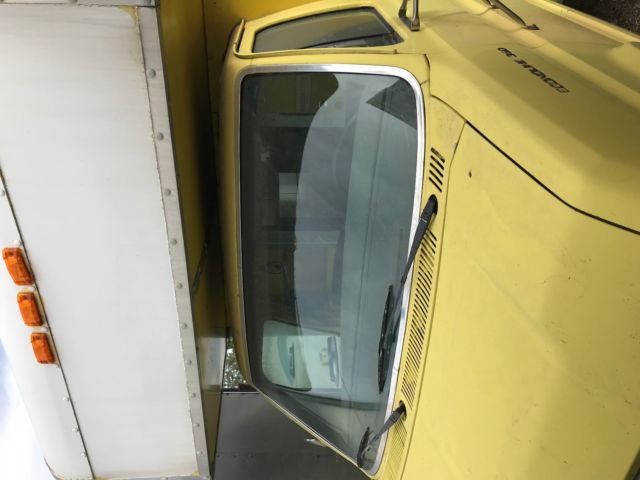 1990 Ford E-Series Van - photo 6