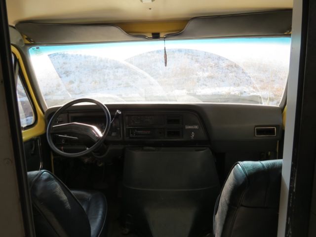 1990 Ford E350 Econoline Box Van - photo 11