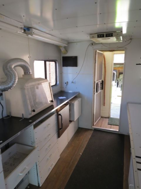 1990 Ford E350 Econoline Box Van - photo 8