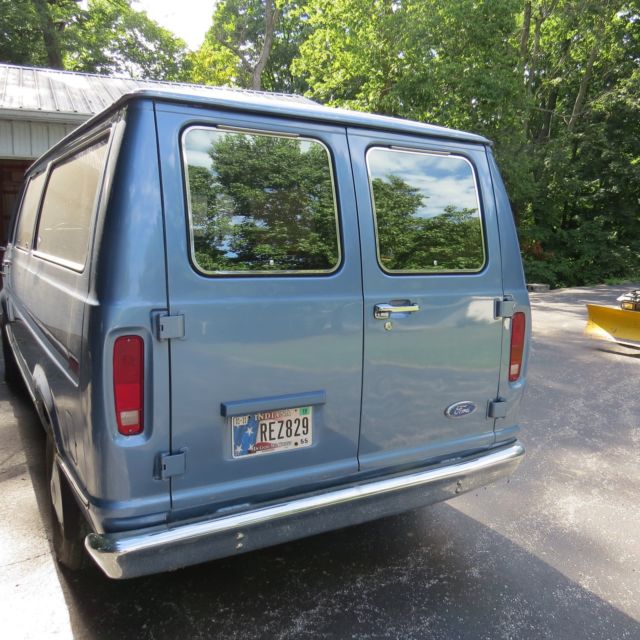 1990 Ford E-Series Van - photo 3