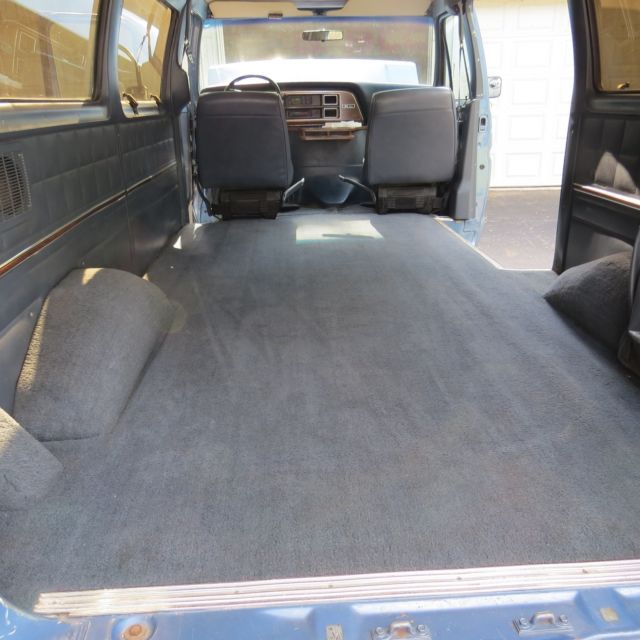 1990 Ford E-Series Van - photo 4